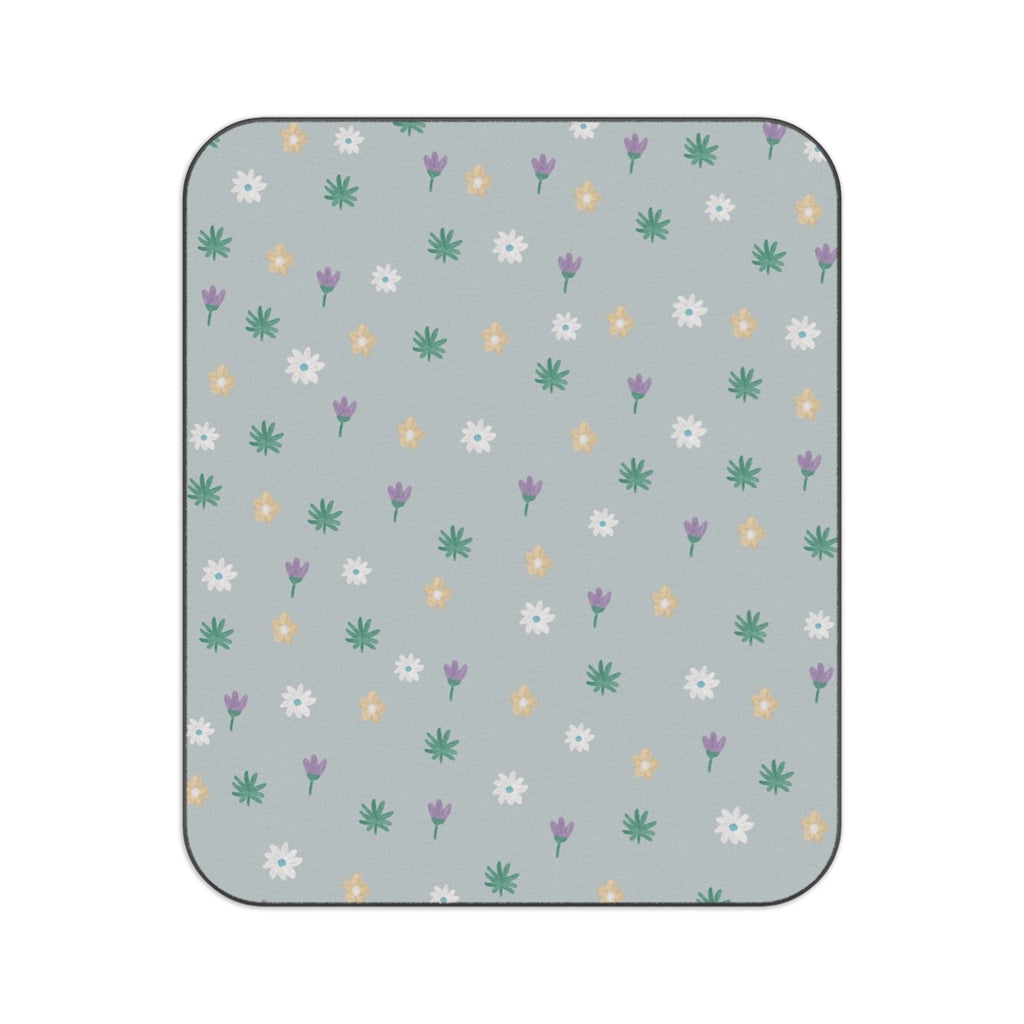 Nature-Inspired Picnic Blanket for Outdoor Adventures