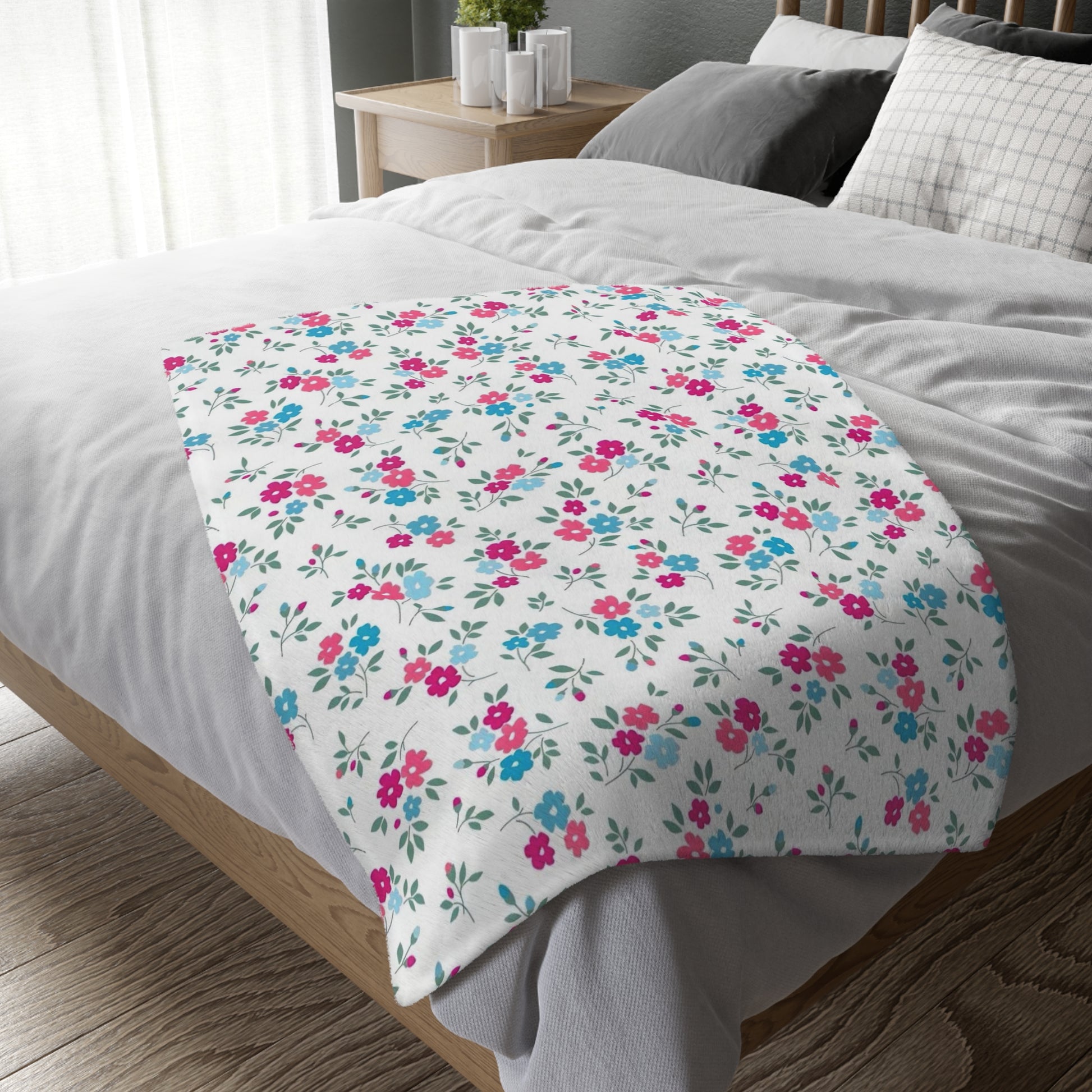 Cozy Floral Velveteen Blanket